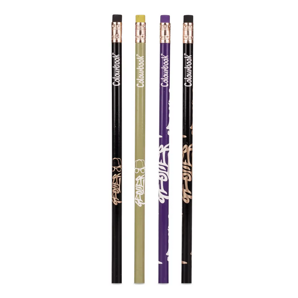 Colourbook Set 4 Matite HB Geolier, Con Gomma In Tinta, Licenza Ufficiale